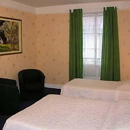 Hotel Du Mont Blanc 2*