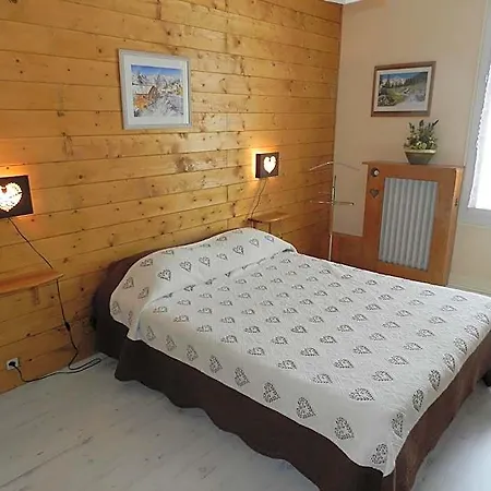 Du Mont Blanc Hotel